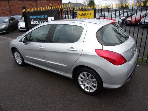 2008 Peugeot 308 1.6 THP SE 5dr image 3