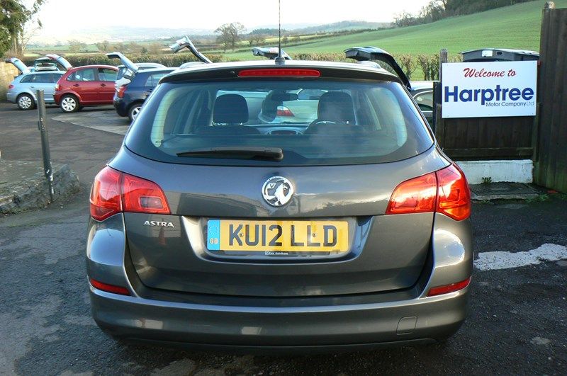 2012 VAUXHALL ASTRA Ecoflex Exclusive image 3