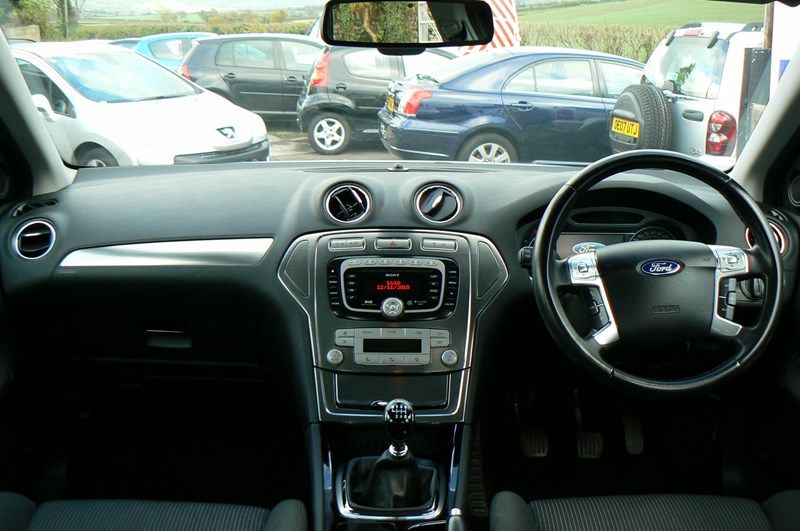 2009 FORD MONDEO Titanium image 4