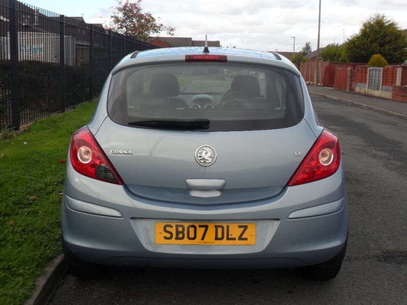 2007 Vauxhall Corsa 1.2 i 16v Design 3dr image 3