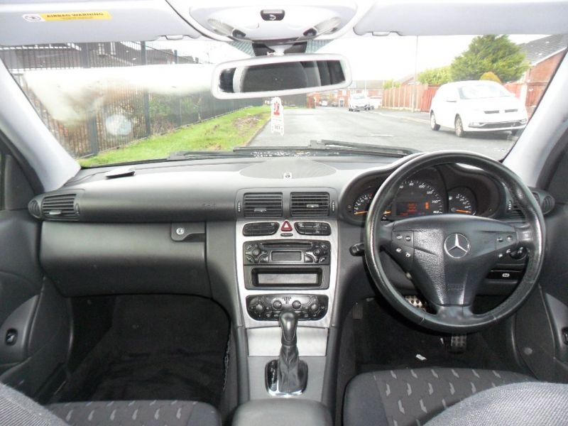 2003 Mercedes 2.1 C200 CDI SE 2dr image 4