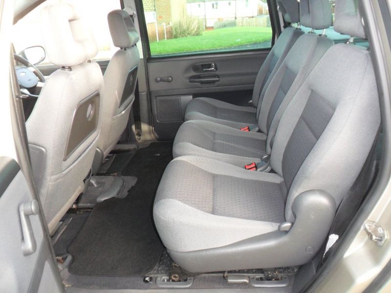 2005 Ford Galaxy 1.9 TDi Zetec 5dr image 5