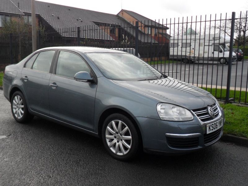 2006 Volkswagen Jetta 1.9 TDI S 4dr image 1