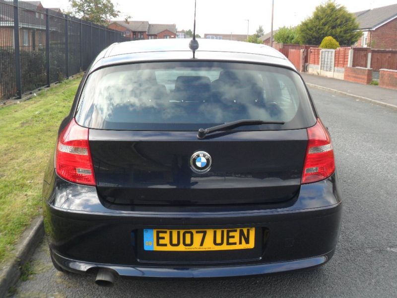 2007 BMW 1 SERIES 2.0 118d ES 5dr image 3