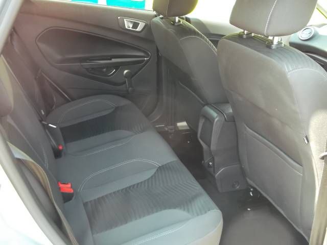 2014 Ford Fiesta 1.0 5DR image 5