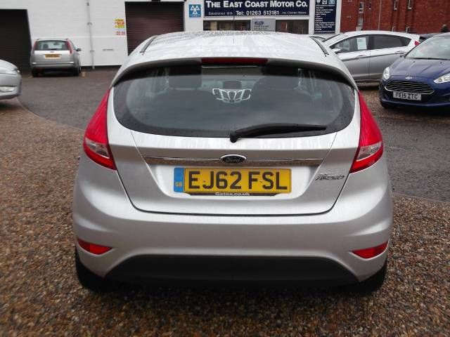2012 Ford Fiesta 1.25 ZETEC 3DR image 3