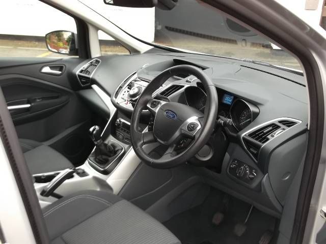 2011 Ford C-Max 1.6 TITANIUM 5DR image 4