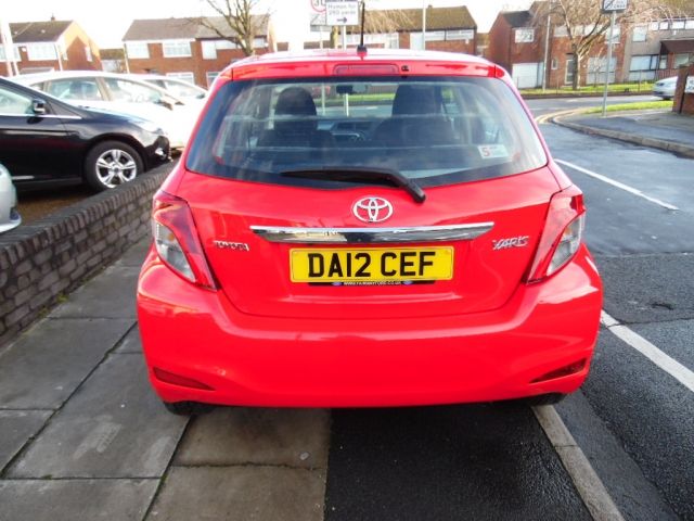 2012 TOYOTA YARIS 1.33 VVT-i TR 5dr image 3