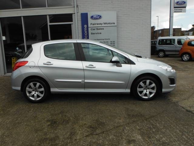 2012 PEUGEOT 308 1.6 HDi 92 Active 5dr image 2