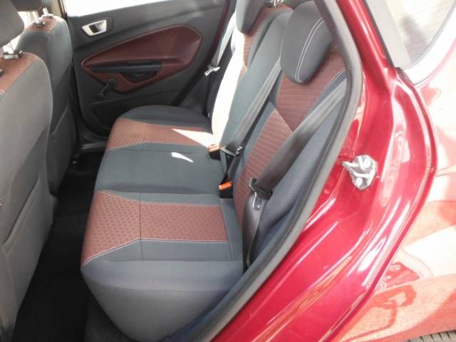2012 FORD FIESTA 1.4 Zetec 5dr image 5