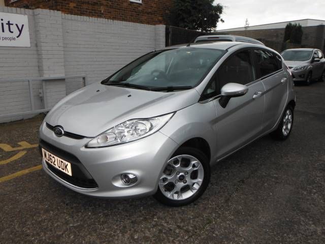 2012 FORD FIESTA 1.25 Zetec 5dr image 1