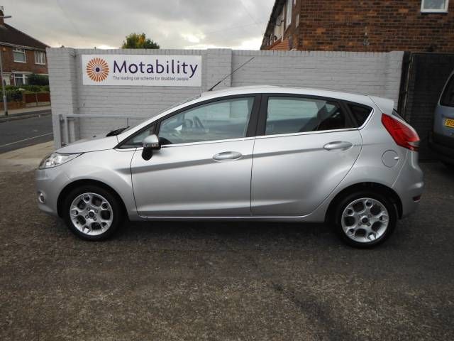 2012 FORD FIESTA 1.25 Zetec 5dr image 2