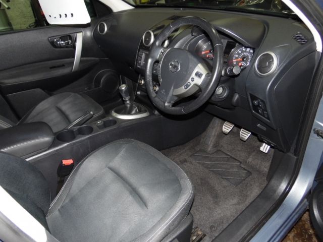 2010 NISSAN QASHQAI 1.5 dCi N-Tec 5dr image 4