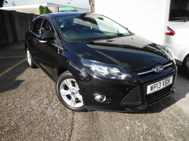 2013 FORD FOCUS 1.6 125 Zetec 5dr image 1