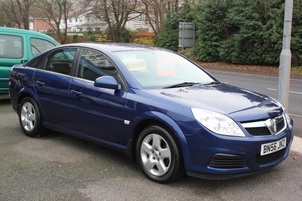 2006 VAUXHALL Vectra 1.9CDTi Exclusiv 5dr image 1