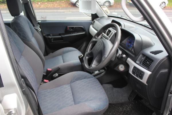 2003 Mitsubishi Shogun Pinin 2.0 5dr image 4