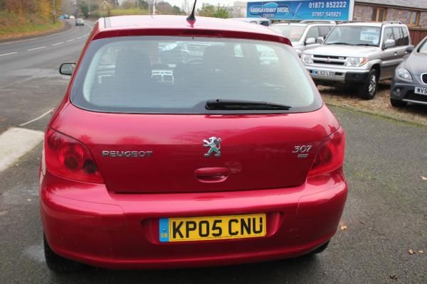 2005 PEUGEOT 307 1.6HDi S 5dr image 3