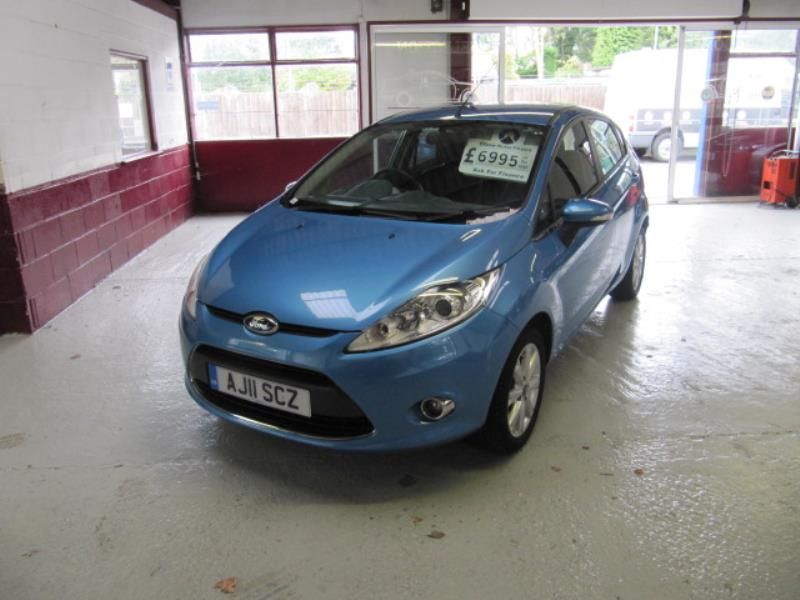 2011 Ford Fiesta Zetec image 1