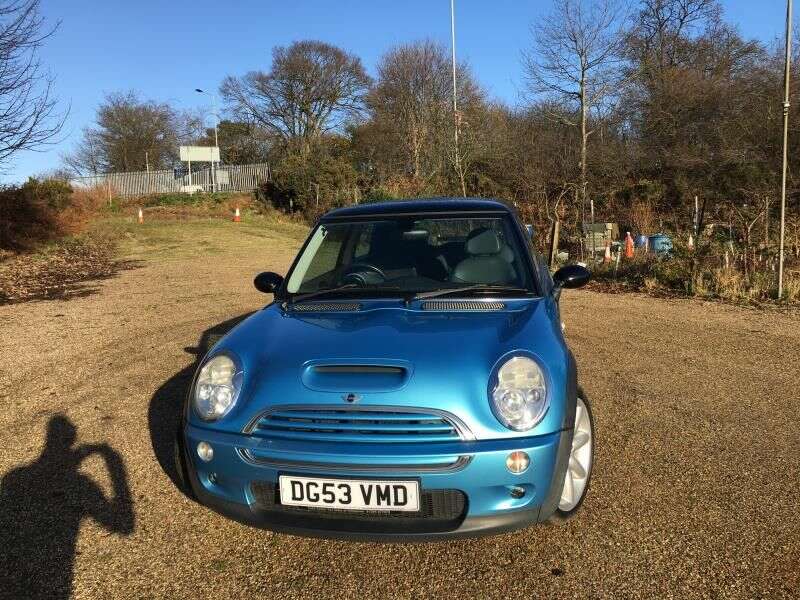 2003 Mini Cooper S image 1