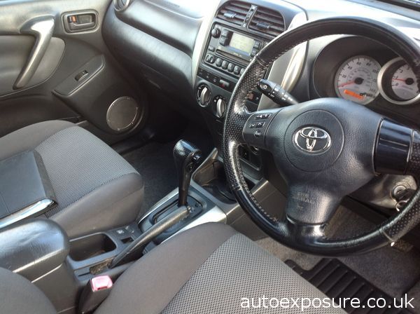 2005 Toyota Rav 4 2.0 XT3 Auto image 4