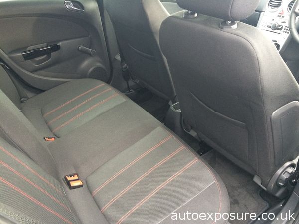 2011 Vauxhall Corsa 1.4 SRi image 5