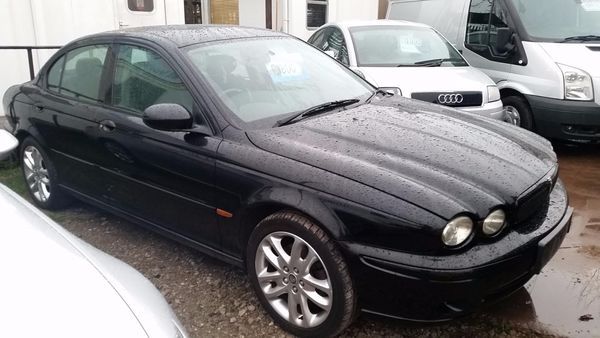 2002 Jaguar X-Type 2.0 V6 Sport image 4