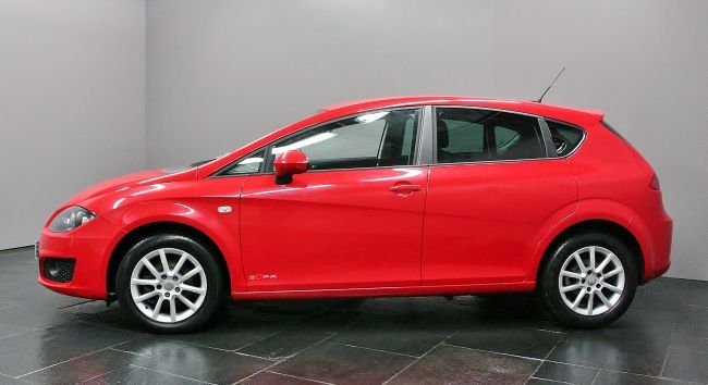 2012 SEAT Leon 1.6 TDI SE 5dr image 1