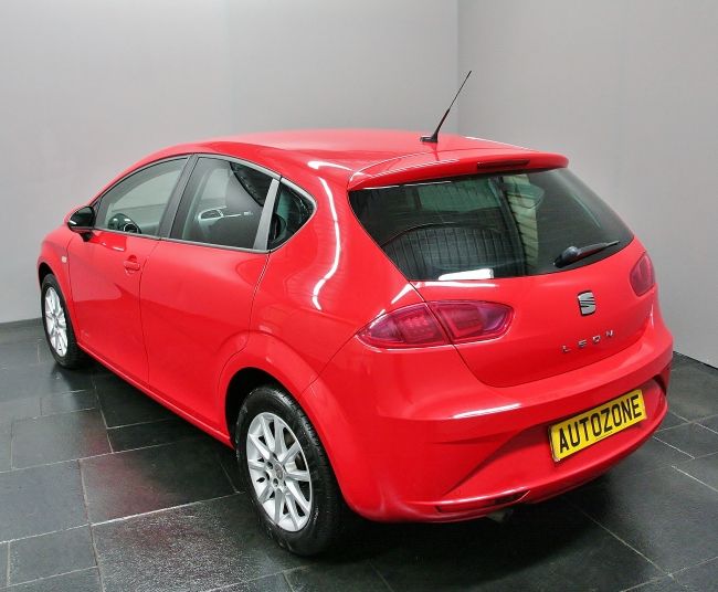 2012 SEAT Leon 1.6 TDI SE 5dr image 3