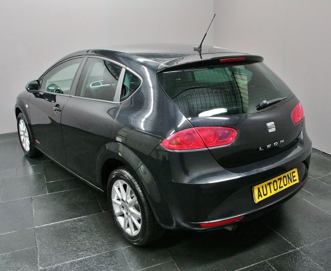 2012 SEAT Leon 1.6 TDI SE 5dr image 3