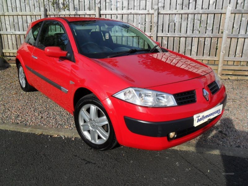 2005 Renault Megane 1.5 3dr image 1