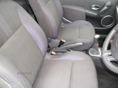 2006 Renault Clio DYNAMIQUE image 5