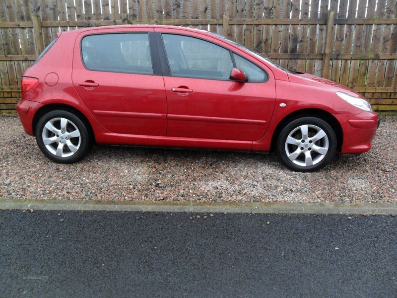 2007 Peugeot 307 S HDI image 2