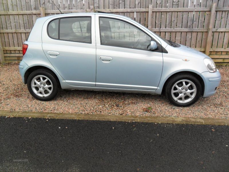 2005 Toyota Yaris T SPIRIT AUTOMATIC image 2