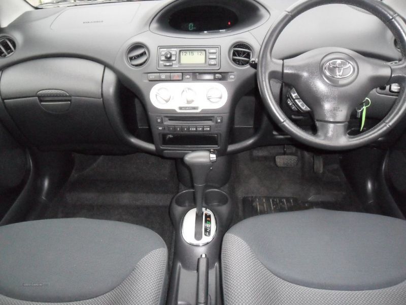 2005 Toyota Yaris T SPIRIT AUTOMATIC image 5