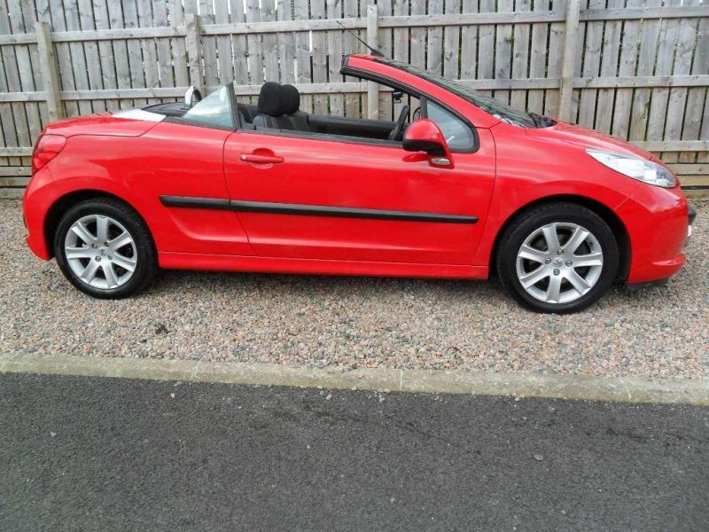 2008 Peugeot 207 cc AUTO image 2