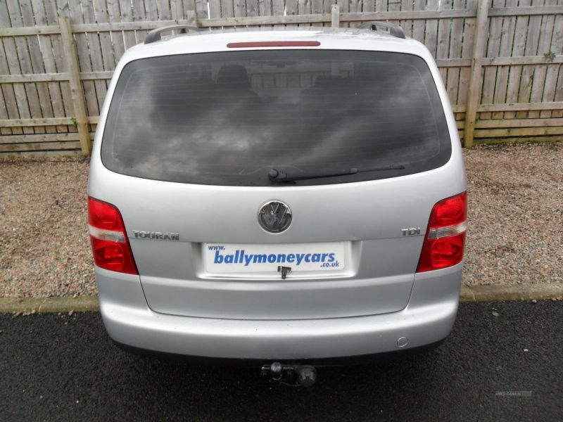 2006 Volkswagen Touran S TD image 3