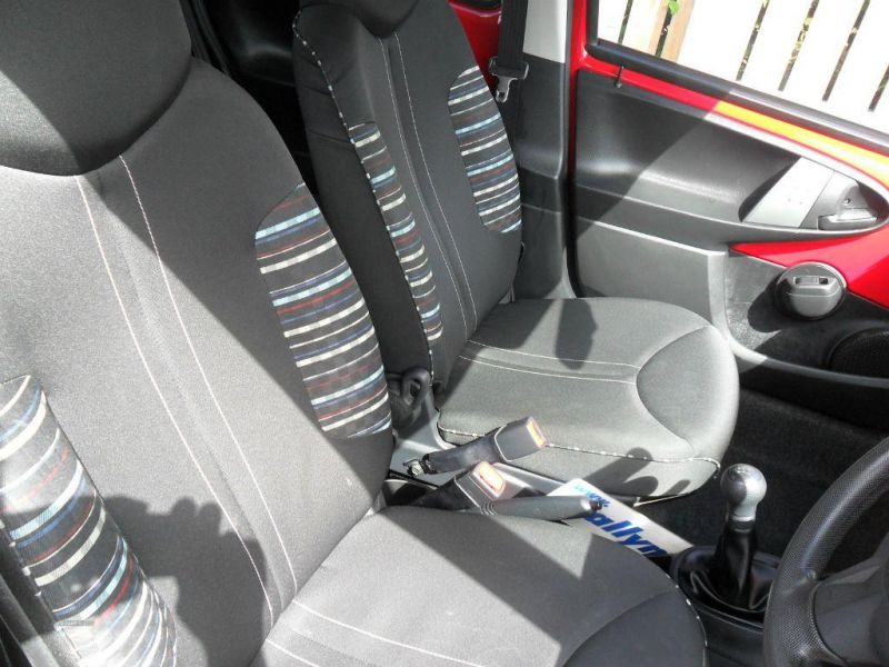 2013 Citroen C1 VTR 5dr image 4