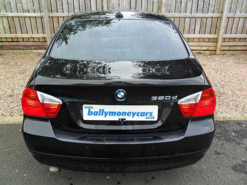 2006 BMW 3 Series SE image 3