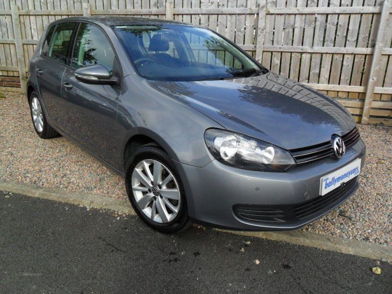 2012 Volkswagen Golf MATCH TDI image 1