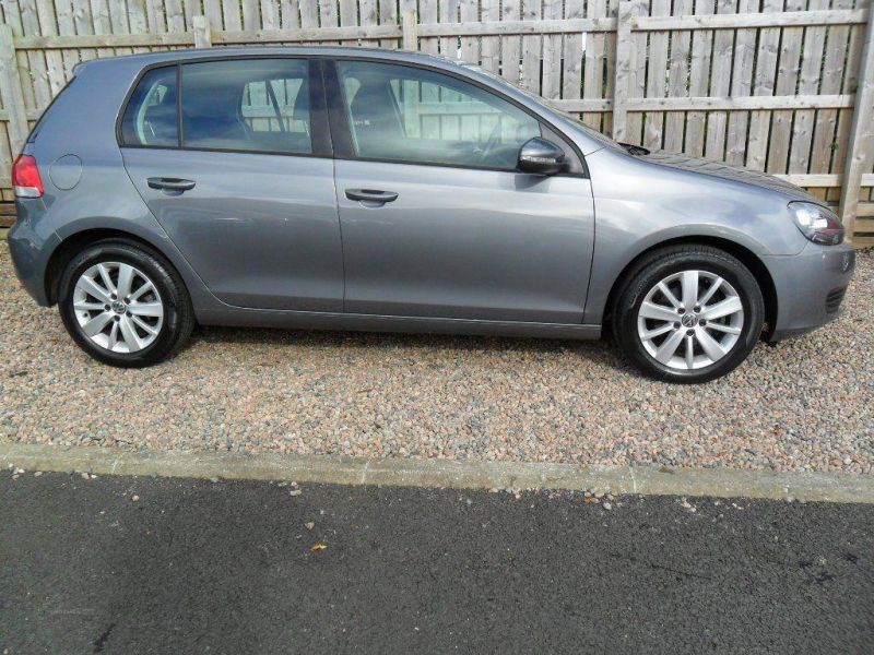 2012 Volkswagen Golf MATCH TDI image 2