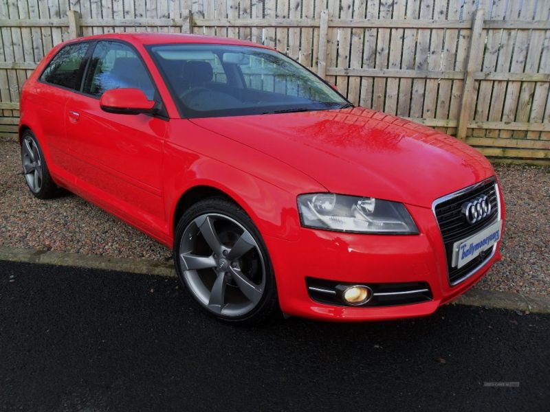 2011 Audi A3 SPORT TDI image 1