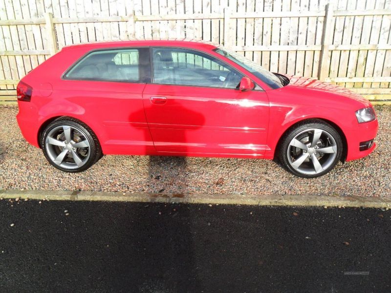 2011 Audi A3 SPORT TDI image 2