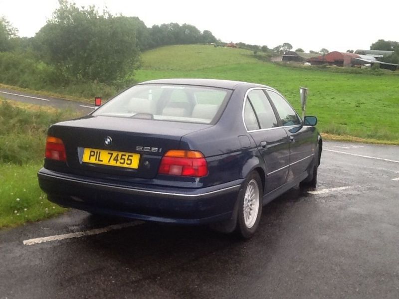 1998 BMW 528i auto / tip image 4