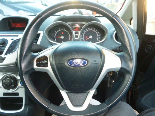 2009 FORD FIESTA 1.2 ZETEC 3d image 4