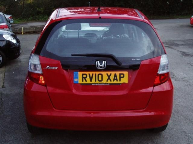2010 HONDA JAZZ 1.3 I-VTEC ES 5d image 3