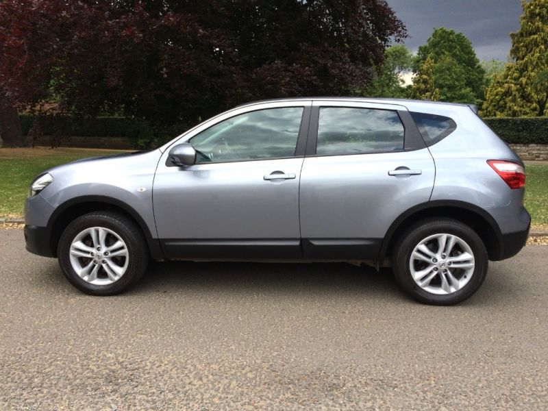 2010 Nissan Qashqai Acenta dCi 5dr image 2