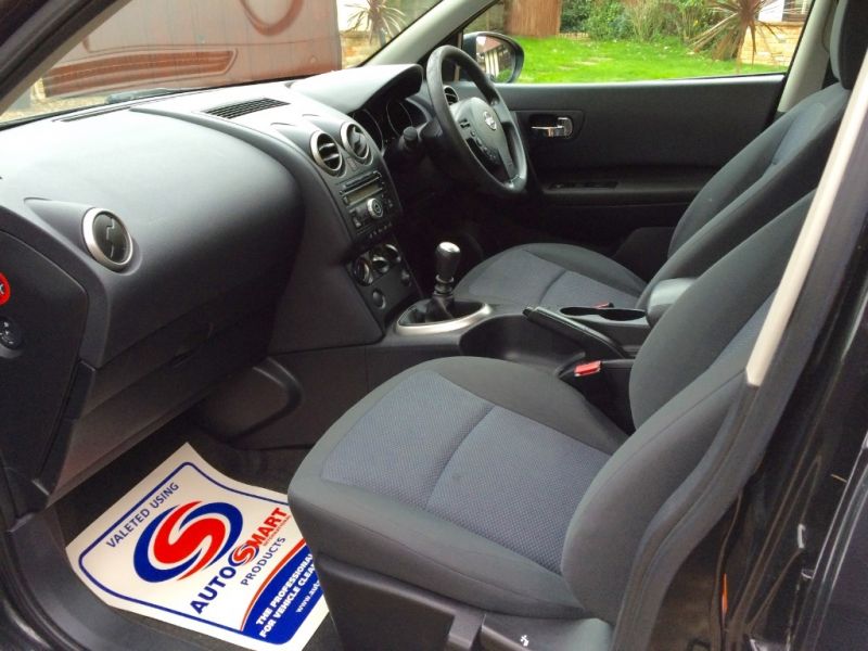 2009 Nissan Qashqai Visia dCi 5dr image 4