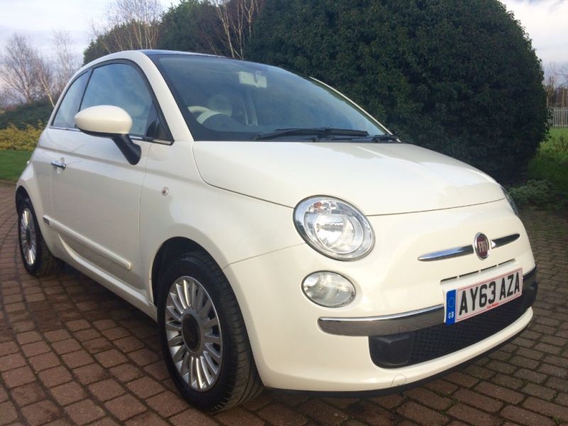 2013 Fiat 500 Lounge 3dr image 1