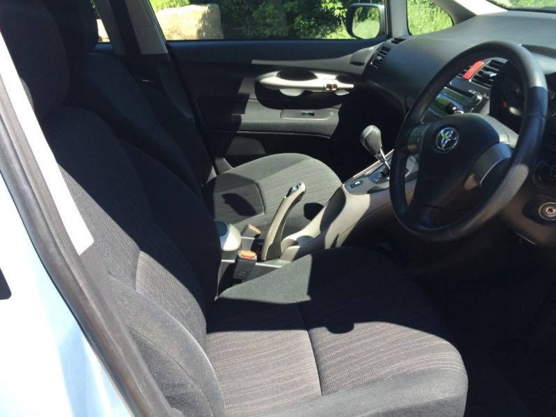 2009 Toyota Auris T3 D-4d Mm 5dr image 5