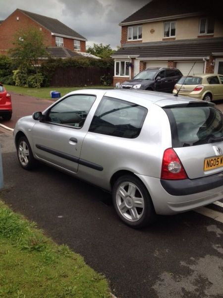 2005 Renault Clio 1.2 image 4